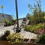 Terrace & Sunny - Center, Quiet & Pratical Apartment